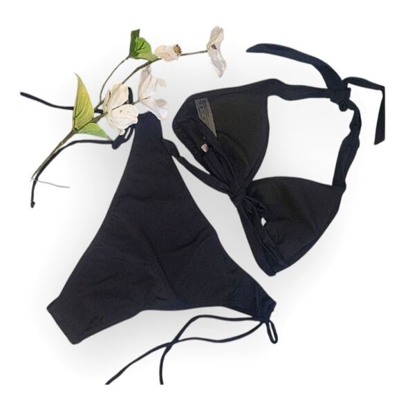 Sleek Black Textured Bikini with Halter Top and Adjustable Side-Ties - Picture 10 of 13